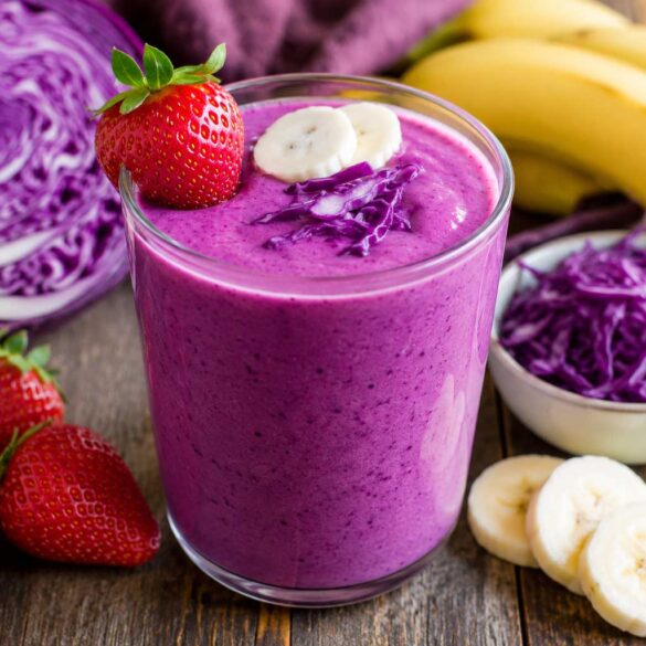 red cabbage strawberry banana smoothie recipe