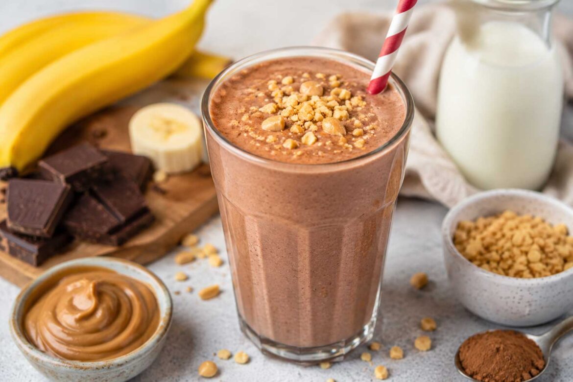 chocolate peanut butter Banana Split Shake recipe